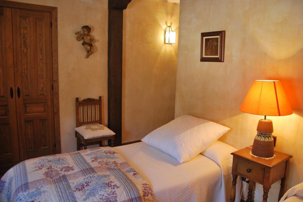 Gasthaus La Casa De San Gil Atienza Zimmer foto